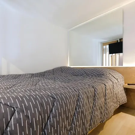 Apartment Blackhaus Young Mini