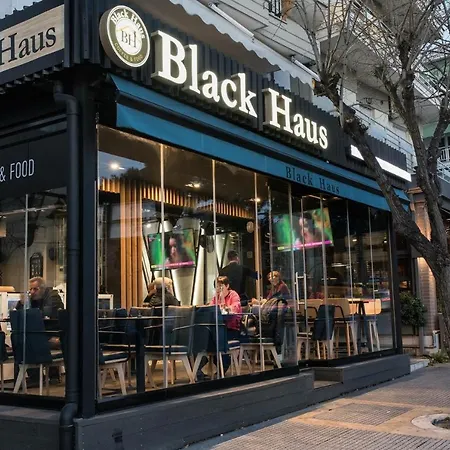 Blackhaus Young Mini Apartmán *