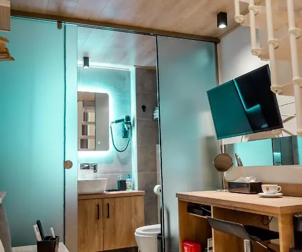 Blackhaus Young Mini Apartment Thessaloniki