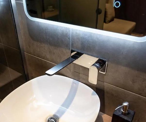 아파트 Blackhaus Young Mini *